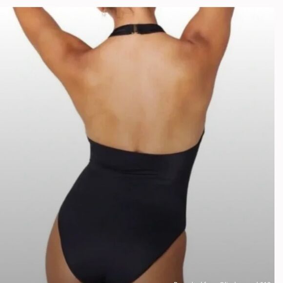 Andie The Luzon One Piece Eco Halter Neck Open Back Swimsuit Black NWT Size S - Picture 2 of 7